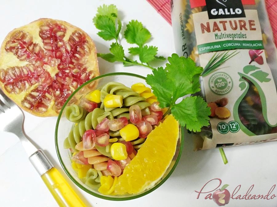 Ensalada antioxidante de pasta multi vegetales con fruta PaZladeando (8)